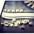 BORCHIE METALLO PER ABITI, ACCESSORI E CALZATURE PIRAMIDE - MM/10 PEZZI 100